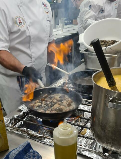 Muscheln in Flammen 