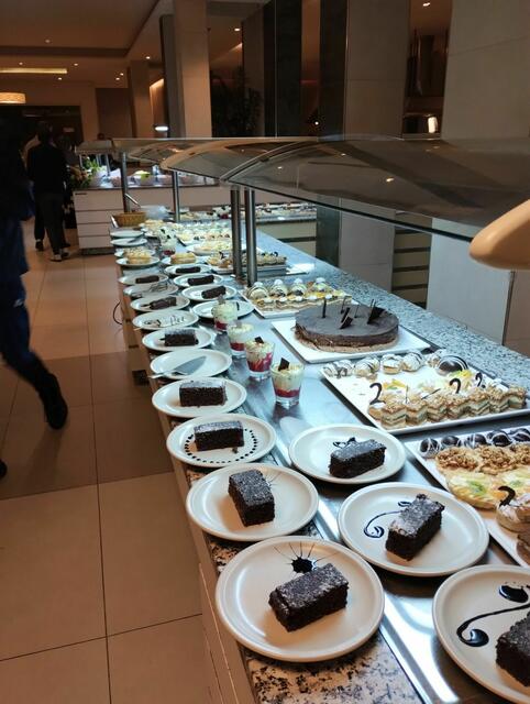  Die Kuchenstücke waren einfach traumhaft.
