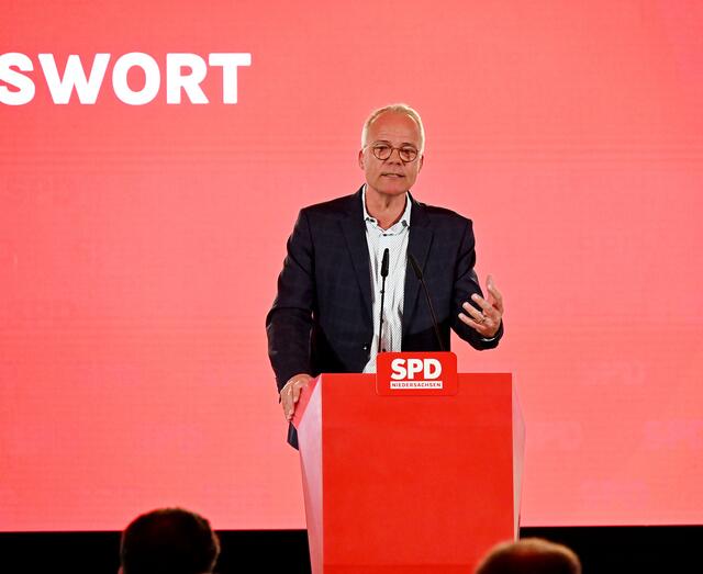 Bezirksvorsitzender Matthias Miersch