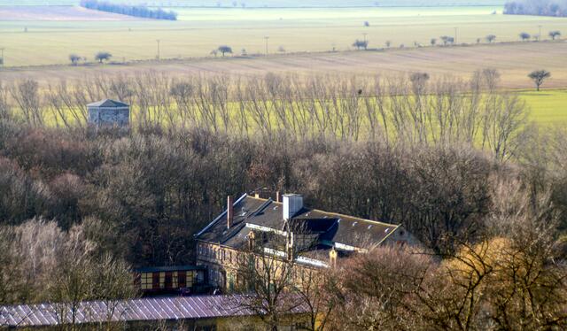 Blick von der Seweckenwarte auf die Gersdorfer Burg