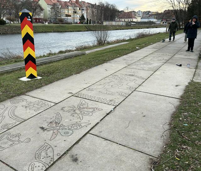 Neiße, von der deutschen Seite aus gesehen.