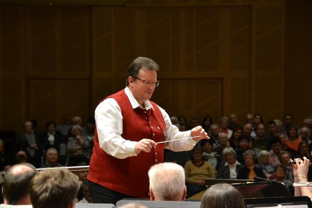 Gerhard Kratzer, musikalischer Leiter der Stadtkapelle | Foto: Peter Metzger