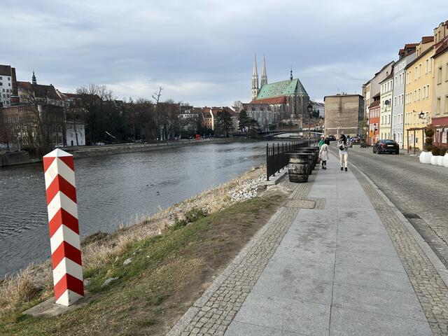 Entlang der Neiße auf polnischer Seite.