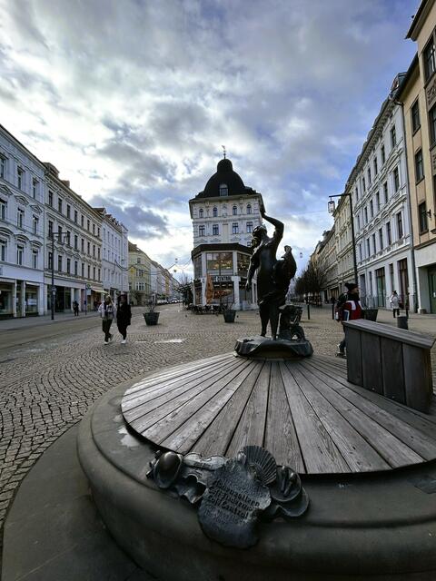 Brunnen "Die Tanzende", Berliner Straße (Einkaufsstraße von Görlitz) 