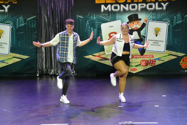 Das Prinzenpaar Vivienne I. und Luca I. beim Prinzentanz.