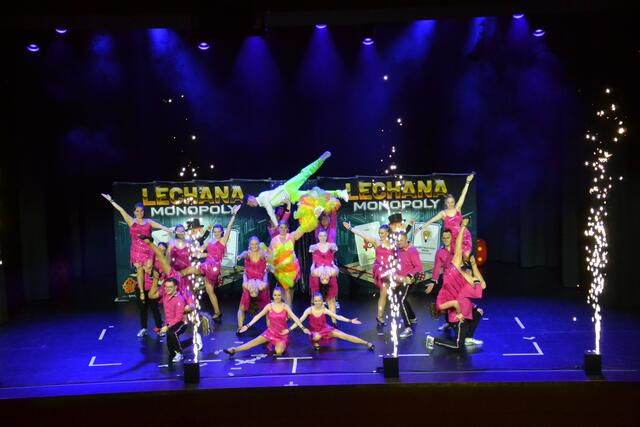 Die Lechana bei ihrer Show "Monopoly".