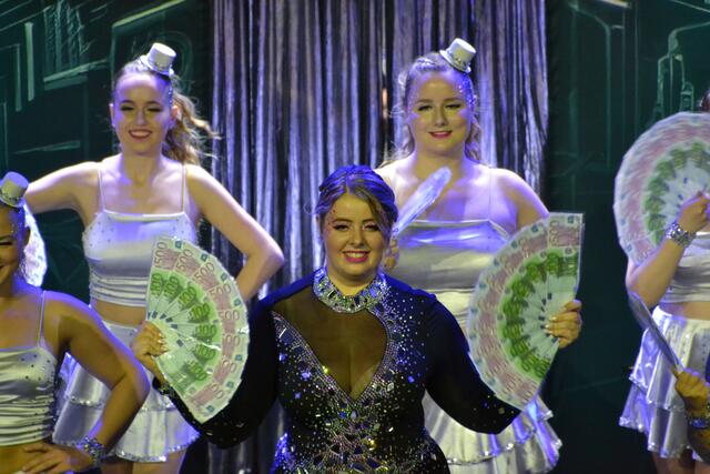 Die Lechana bei ihrer Show "Monopoly".