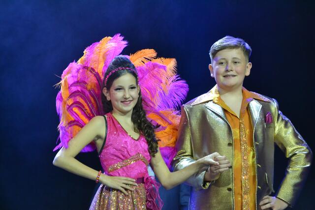 Das Kinderprinzenpaar Zoe I. (Metzger) und Johannes I. (Maisa) überzeugten durch einen charmanten Auftritt, durch toll dargebotene Tänze und souverän vorgetragene Reden. 