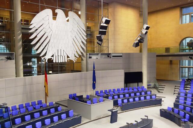 Im Plenarsaal des Deutschen Bundestags.