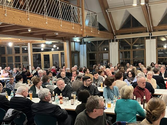 Der gefüllte Pfarrsaal beim Dankabend während des Pallotti-Fests.  | Foto: Steffen Brühl