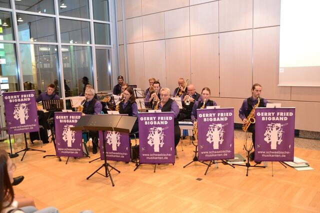 Die Gerry Fried Bigband sorgte für die musikalische Untermalung | Foto: Peter Metzger
