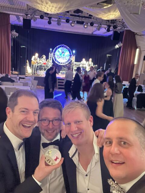 Stefan Westermayr, Josef Dußmann, Patrick Stief und Dieter Saliger freuten sich über ihre Orden von der Paartalia