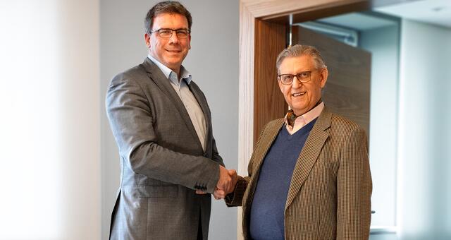 Dr. Martin Krause, Präsident DRK-Kreisverband Herne und Wanne-Eickel (li.) und Dr. Fritz Baur, Präsident DRK-Landesverband Westfalen-Lippe | Foto: Jonas Westermeyer / DRK-LV WL