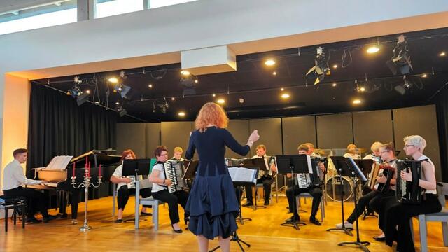Das Akkordeonorchester probt fleißig | Foto: Städtische Sing- und Musikschule Schrobenhausen