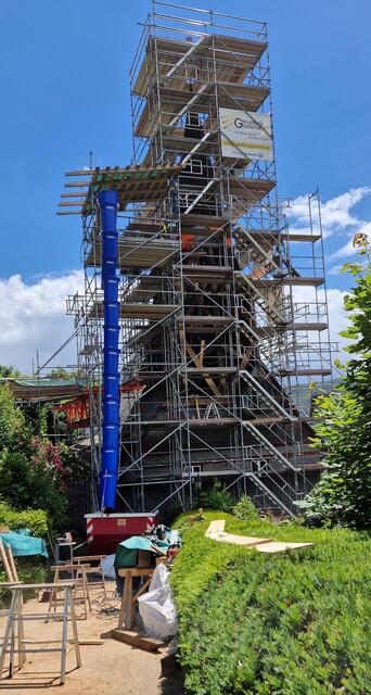 Kirchturm eingerüstet
