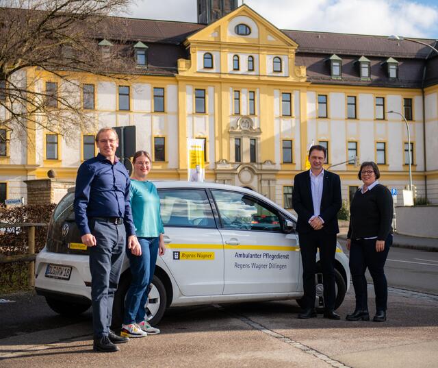  V.l. Stefan Leser, Vanessa Sellmaier, Oberbürgermeister Frank Kunz und Stefanie Rehm | Foto: Jan Koenen / Stadt Dillingen 