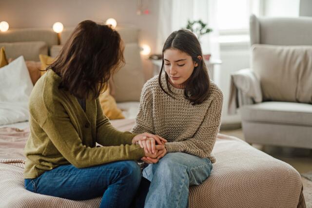 Die seltenen, schweren Blutkrankheiten SCD und TDT beeinträchtigen das Leben der Betroffenen und ihrer Familien erheblich.
 | Foto: DJD/21up/Halfpoint - stock.adobe.com