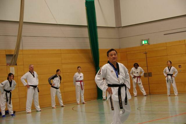 Chan Ok Choi beim Aufwärmen
