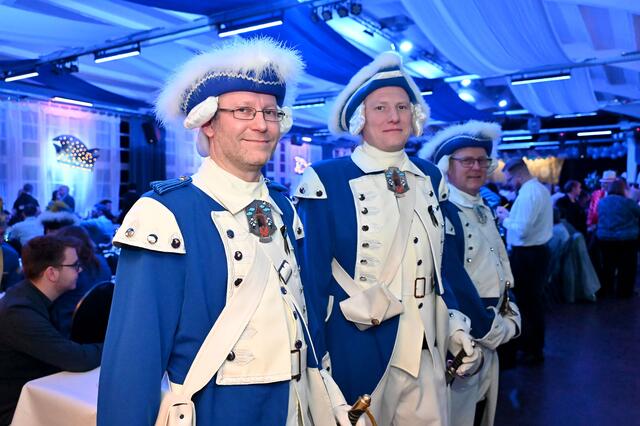 Die Funkengarde sicherte den Eingang