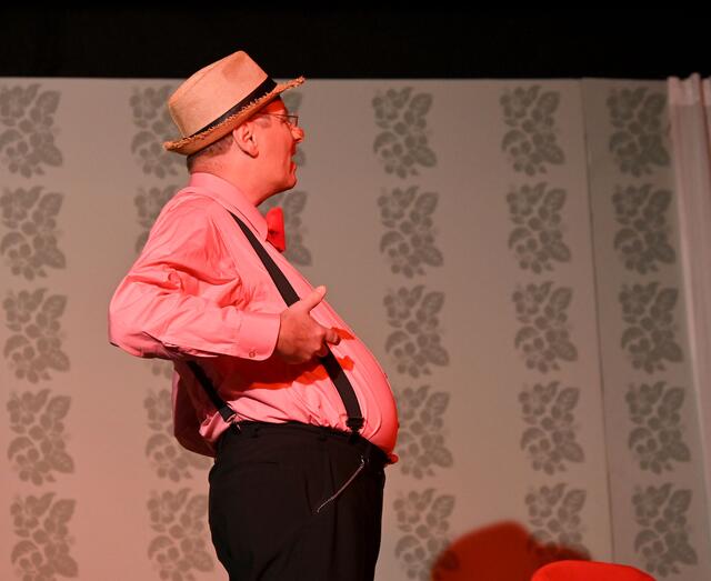 Neue Produktion des Südstädter Komöd'chens: Hausfreunde