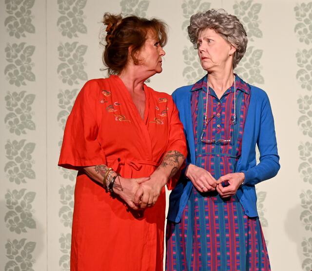 Neue Produktion des Südstädter Komöd'chens: Hausfreunde