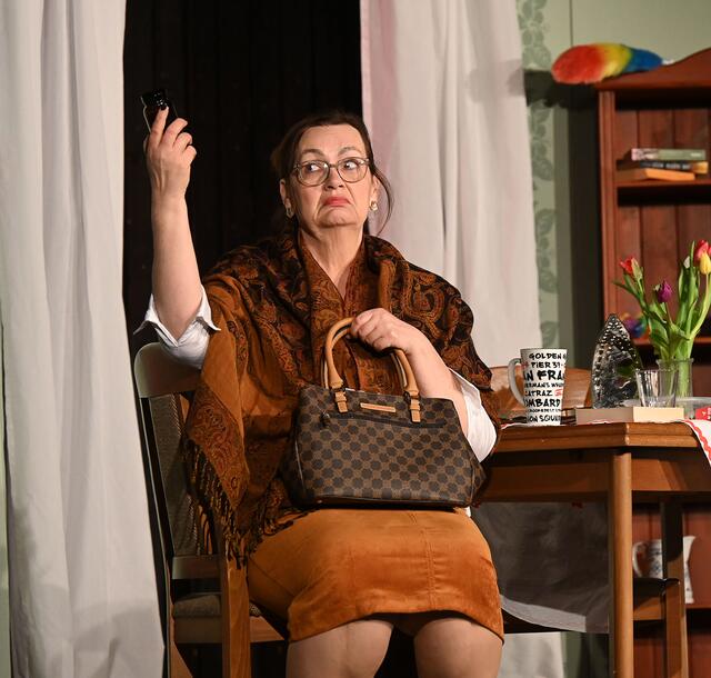 Neue Produktion des Südstädter Komöd'chens: Hausfreunde