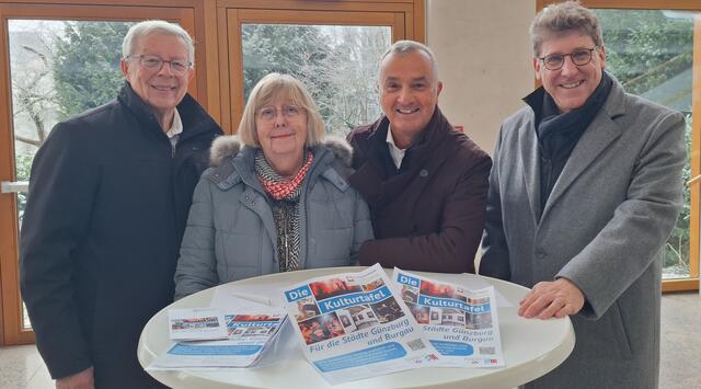 Freuen sich über die Fortführung der Initiative: (von links) Hans Klement, Gabriele Ritzler, Gerhard Jauernig, Martin Brenner.  | Foto: Stadt Burgau