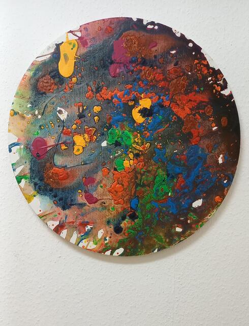 Tondo by Bronco54
Acryl on Canvas
Slg Merkel | Foto: Fotoarchiv Merkel und Merkel, Bronco54