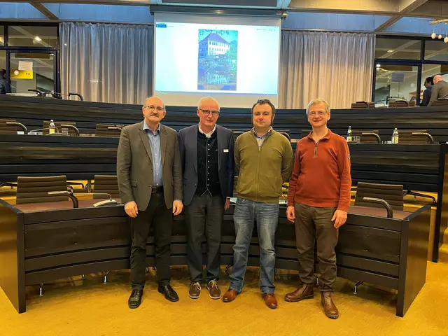 Neue Wege zur Heimatforschung zeigten Georg Johann Felber, Wolfgang Brandner, Matthias Lutz und Josef Jörg (von links) beim 11. Heimattag auf.  | Foto: Georg Großhauser