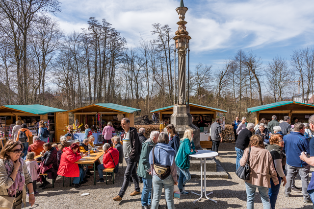 Ostermarkt 2025 im Aichacher Sisi-Schloss in Unterwittelsbach | Foto: FSeventfoto