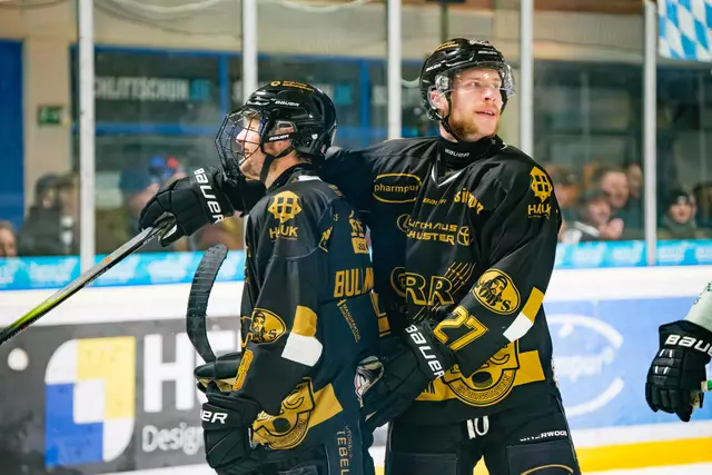 Tim Bullnheimer (links, Archivbild) erzielte den wichtigen Ausgleich, Toms Prokopovics (rechts) verwandelte dann den entscheidenden Penalty. | Foto: Dietmar Ziegler