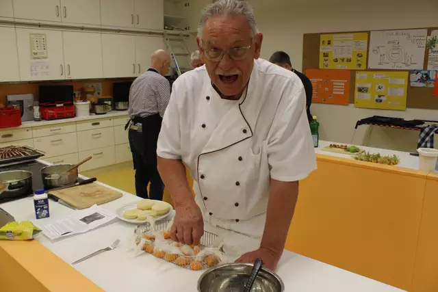 Die Eigelb sind für das fertig garen hergerichtet,