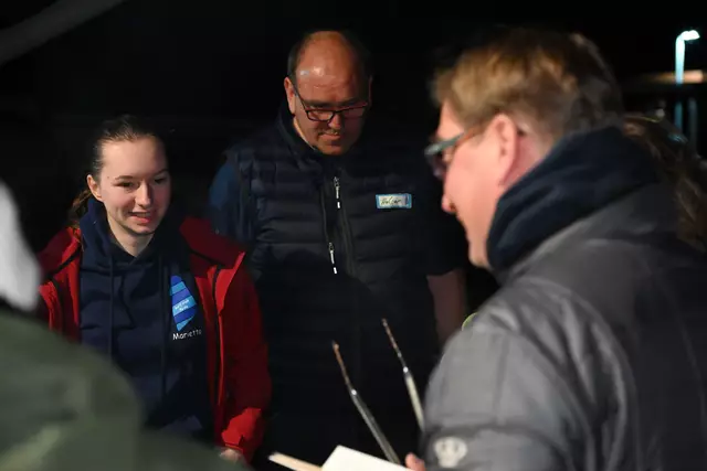 MVS 2025: Grillen nach der anstrengenden Sitzung in Anlehnung an Shakespeare : "Vegan oder nicht vegan, das ist hier die Frage? Egal Hauptsache biologisch abbaubar!
Hang loose and see you on the water in 2025.