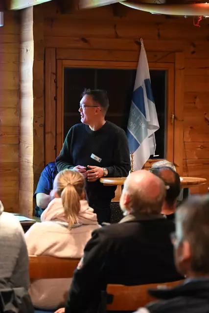 Torsten Kunert berichtet über das Mitgliedswesen, die Zahl der Mitglieder liegt weiterhin bei knapp 300 