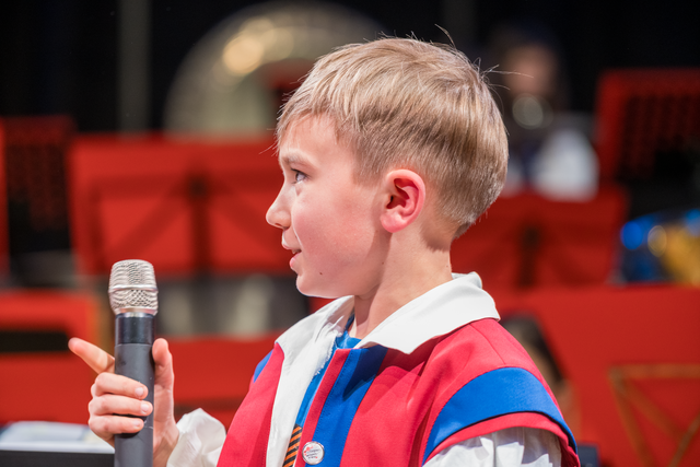Städt. Jugendkapelle Friedberg - Frühjahrskonzert 2025 in der Max-Kreitmayr-Halle - Auftritt B-Orchester - Moderation Timo Gierlinger | Foto: FSeventfoto