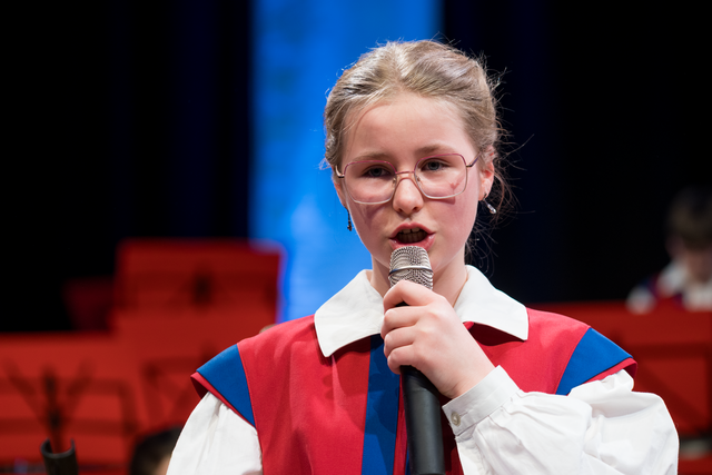 Städt. Jugendkapelle Friedberg - Frühjahrskonzert 2025 in der Max-Kreitmayr-Halle - Auftritt B-Orchester - Moderation Anna Körner | Foto: FSeventfoto