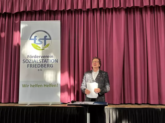 Kassier Thomas Radlmayr erläuterte die finanzielle Situation des Vereins, der eine Bilanzsumme von rund 3 Millionen Euro aufweist; die finanzielle Unterstützung der Sozialstation im Geschäftsjahr 2023/2024 erreichte gar eine Rekordhöhe in der Geschichte des Vereins