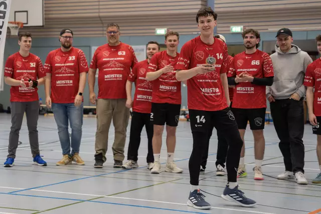 Domenik Mannl ist mit 120 Toren bester Torschütze der Bezirksklasse. | Foto: Amos Oberle