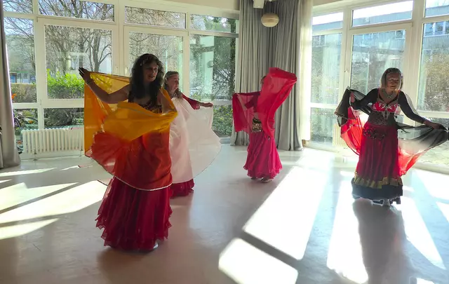 Paradies Oriental mit einem Schleiertanz | Foto: Shima Mahi