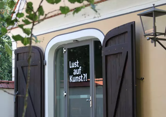 Der Landkreis Augsburg lädt Kunstschaffende ein, sich für das Ausstellungsformat „Der Land-kreis Augsburg zu Gast im Kunstforum Oberschönenfeld“ zu bewerben. | Foto: Kunstforum Oberschönenfeld, Barbara Magg