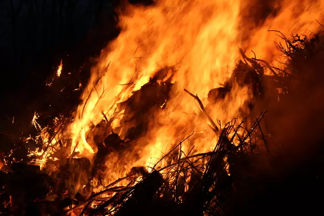 Das Osterfeuer - aller Ostern anfang
