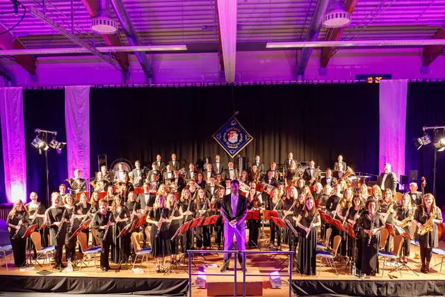 Die Bläserphilharmonie der Stadtkapelle Wertingen unter der Leitung von German Moreno Lopez begeisterte das zahlreiche Publikum mit einem grandiosen Osterkonzert.