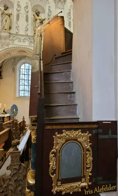 Hier ging es früher zur Kanzel hinauf. | Foto: Iris Alefelder