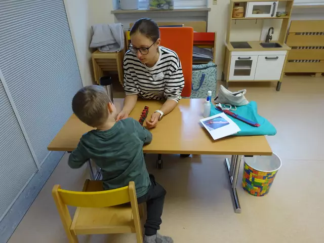 Für unsere I-Kinder kommen Therapeuten in unsere Kita, um das Kind individuell zu fördern. Dabei ist ein enger Austausch zwischen Eltern, Kita-Personal und Therapeuten grundlegend.