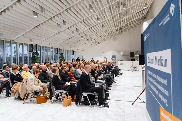 Auf großes Interesse stießen bereits die Infoveranstaltungen zum Neubau in Neusäß (siehe Bild) und Stadtbergen. | Foto:  © Samuel Tschaffon
