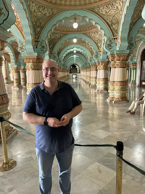 Besuch des Amba-Vilas-Palast in Mysore, der einstige Herrschaftssitz der Maharadschas der Wodeyar-Dynastie. | Foto: privat