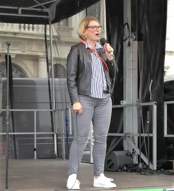 Eva Weber - Oberbürgermeisterin von Augsburg - bei der Eröffnung des Europatages in Augsburg | Foto: alle Maria Gebhard und 1 Foto Klaus Hopp