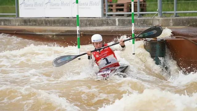  Noah Hegge in der DKV U 18 -Nationalmannschaft im Jahr 2025 / Kanu Schwaben | Foto: alle Michael Neumann und 1 Foto Marianne Stenglein