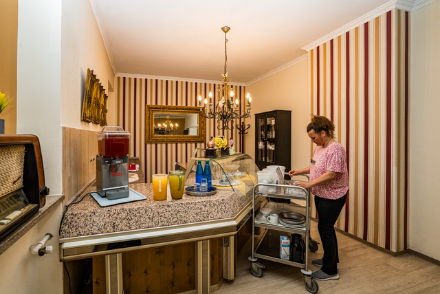  In der Pro Seniore Residenz Friedberg in Bayern steht an diesem Tag das engagierte Team im Mittelpunkt, das täglich mit Herz und Kompetenz für das Wohl der Bewohner sorgt.
 | Foto: FSeventfoto