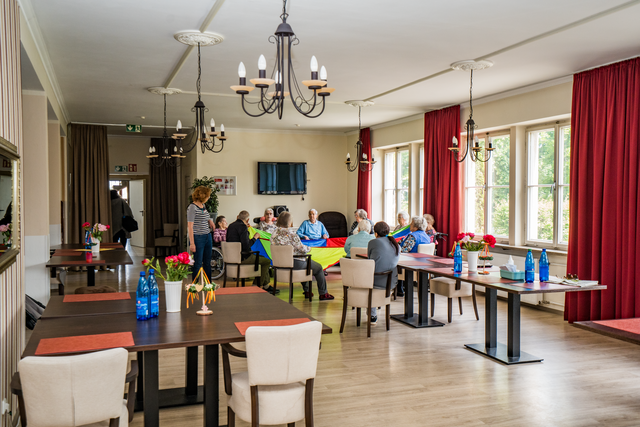  In der Pro Seniore Residenz Friedberg in Bayern steht an diesem Tag das engagierte Team im Mittelpunkt, das täglich mit Herz und Kompetenz für das Wohl der Bewohner sorgt.
 | Foto: FSeventfoto